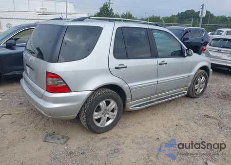 2005 Mercedes-Benz Ml 350 4Matic из США, поврежденный, VIN 4JGAB57EX5A537744